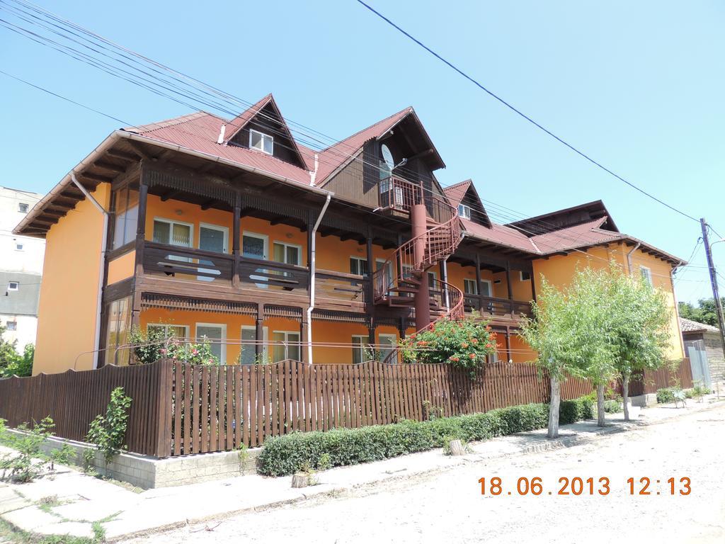 Pensiunea Iulia Sulina Exterior foto